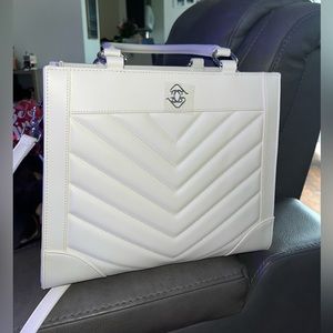 Small Crème/Silver Quilted Everly Tote